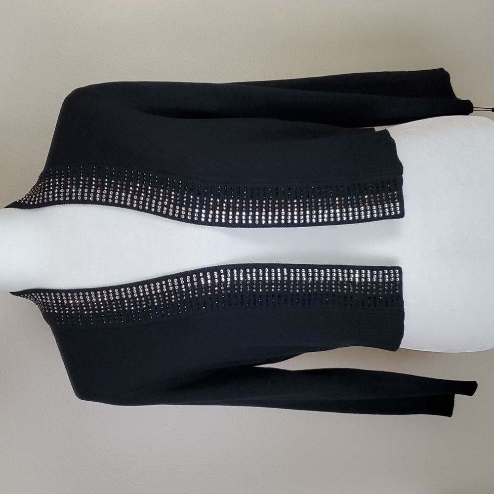 🎉HP🎉Calvin Klein ♥️NWT♥️ Black Jeweled Sweater!♥️♥️♥️